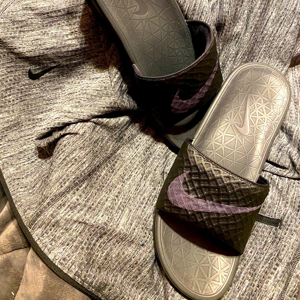 *New*Nike Benassi Solarsoft 2 Men’s Sandal Size 12